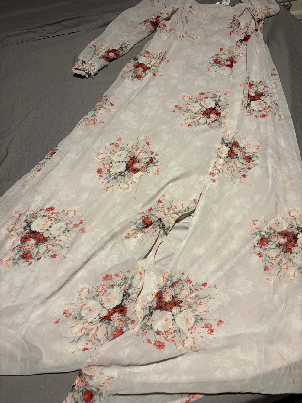 Balticborn floral Long Sleeve Maxi Dress in Cream and Red app 52” long 14” P2P